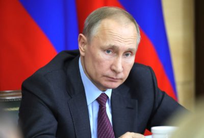 Путин назвал недопустимым наличие в России школ в аварийном состоянии