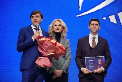 Учителем года России в 2023 году стал учитель русского языка и литературы Олег Янковский
